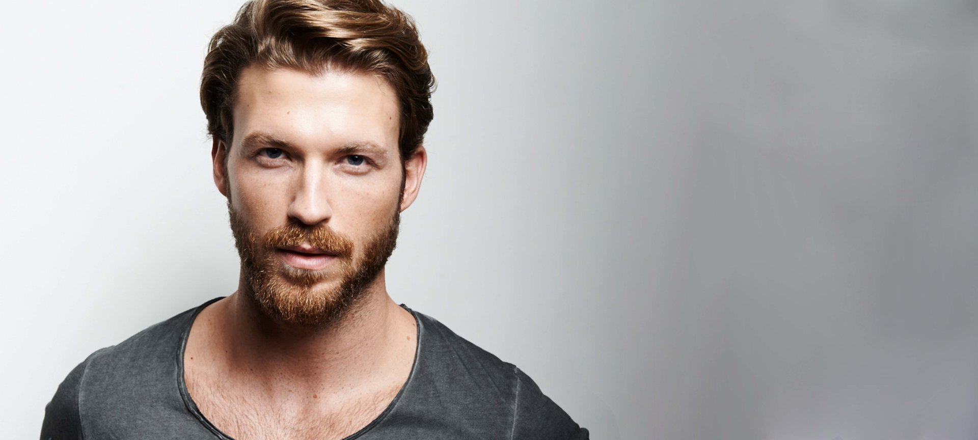 Mann mit gepflegtem Bart