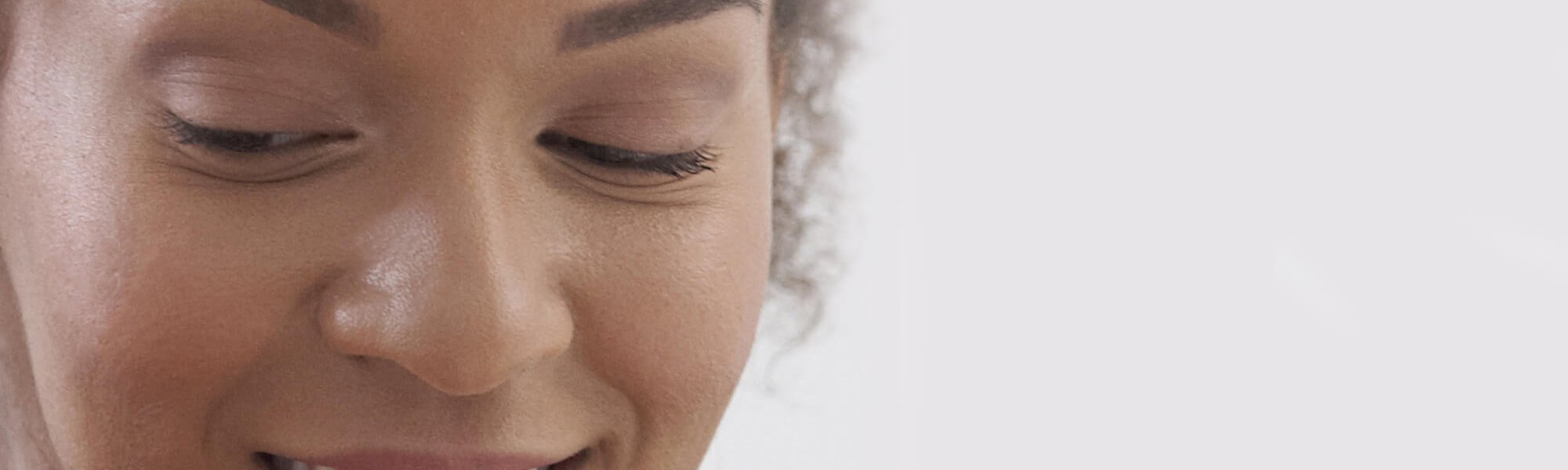 Sweet Almond Oil A Sure Fire Ingredient To Soothe Irritated Skin Hero