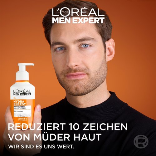 Mann mit revitalisierter Haut. Reinigungsgel reduziert 10 Zeichen müder Haut, für einen frischen Teint.