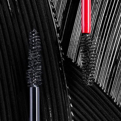 Die Bürsten des ProXXL Lift Mascara schwarz