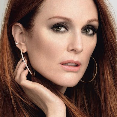 Juliannemoore Age Perfect Renaissance Cellulaire Hero